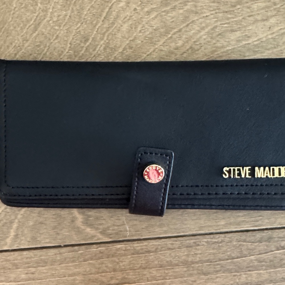 Steve Madden Black Wallet with Gold Accents